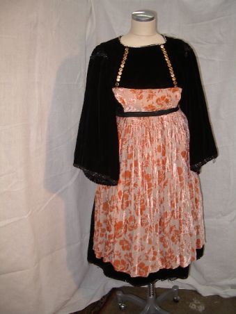 costume de femme